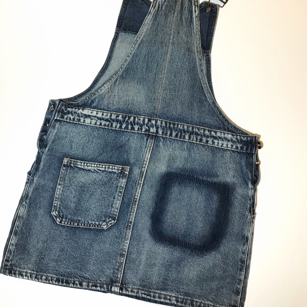 LAST 2✨Denim Overall Dress in Midwash Blue - Picture 5 of 6